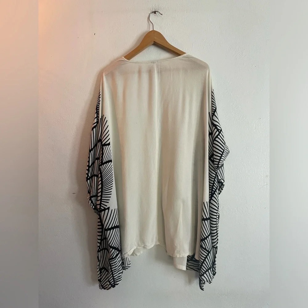 SWIMSUITS FOR ALL Swim Coverup - Picture 2 of 5